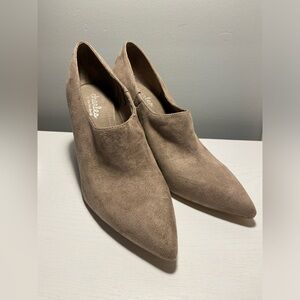Charles By Charles David Suede Heels